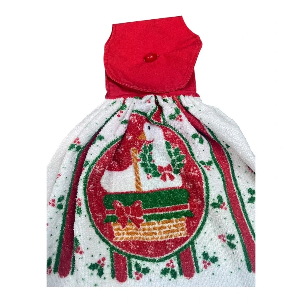 2 VTG Christmas Towels Guest Fingertip Hand Hanging Cottage Duck 80s 90s Kitschy